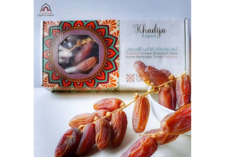 Kurma bertangkai